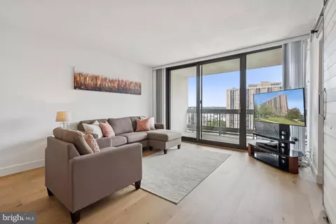 5505 Seminary Rd #1608N, Falls Church, VA 22041