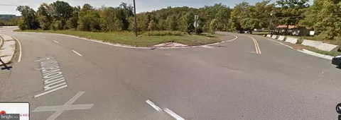 2152 Rock Hill Rd, Herndon, VA 20170