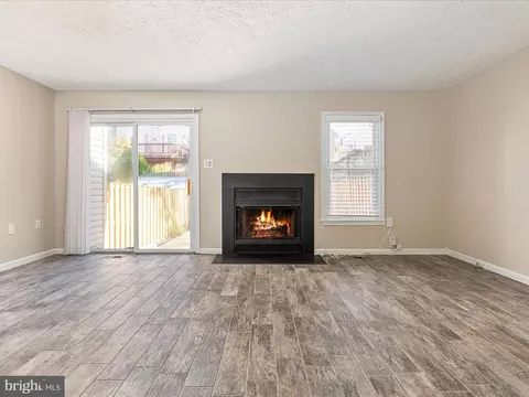 Living - 7219 Kousa Ln, Springfield, VA 22152 photo 2 of 4