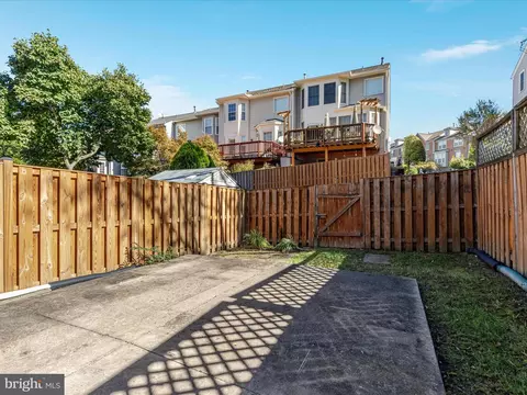 Exterior - 7219 Kousa Ln, Springfield, VA 22152 photo 3 of 8