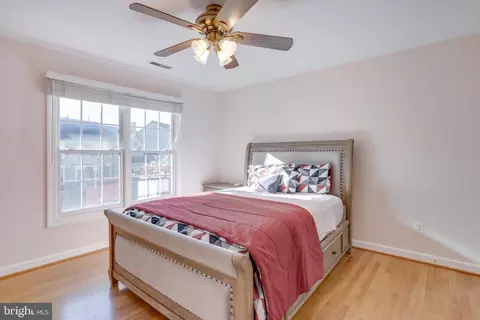 9370 Colbert Ct, Fairfax, VA 22032 photo 34