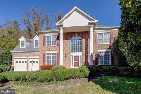 9370 Colbert Ct, Fairfax, VA 22032 photo 10