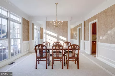9370 Colbert Ct, Fairfax, VA 22032 photo 17