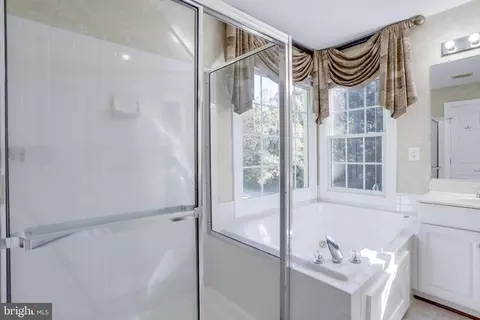 9370 Colbert Ct, Fairfax, VA 22032 photo 32