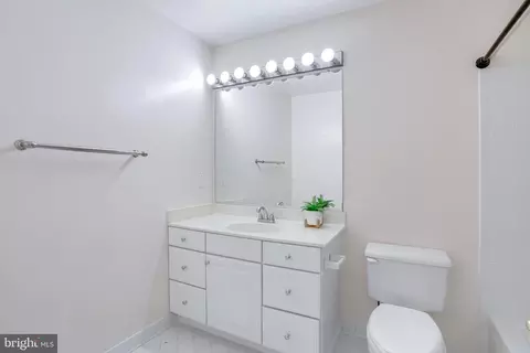 9370 Colbert Ct, Fairfax, VA 22032 photo 35