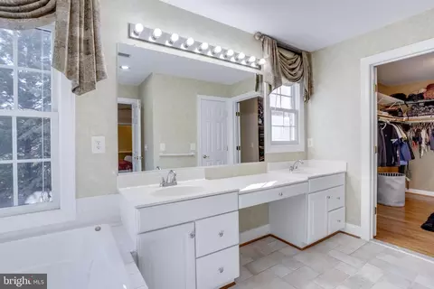 9370 Colbert Ct, Fairfax, VA 22032 photo 33