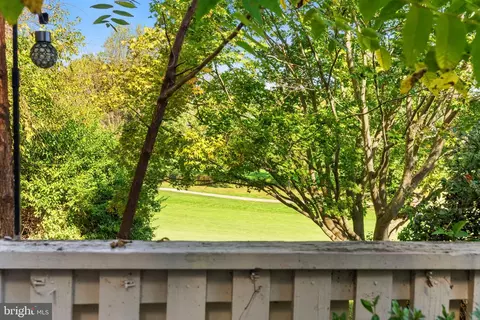 Exterior - 11430 Links Dr, Reston, VA 20190 photo 4 of 6