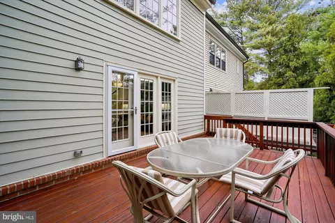 7252 Evans Mill Rd, Mclean, VA 22101 photo 23