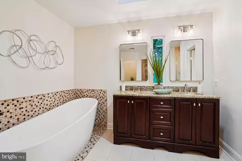 7252 Evans Mill Rd, Mclean, VA 22101 photo 31