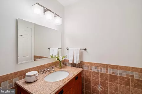 7252 Evans Mill Rd, Mclean, VA 22101 photo 35