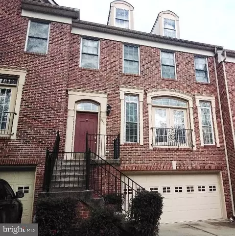 6403 Velliety Ln, Springfield, VA 22152
