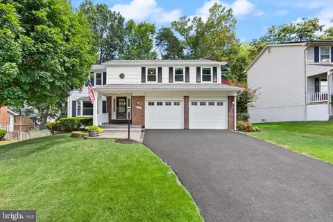 6117 Mountain Springs Ln, Clifton, VA 20124