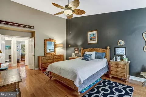 Bedroom - 7714 Shootingstar Dr, Springfield, VA 22152 photo 5 of 5