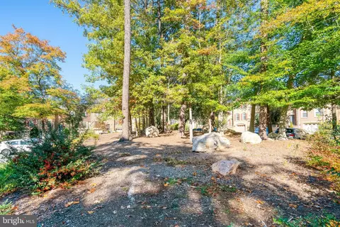 Exterior - 7714 Shootingstar Dr, Springfield, VA 22152 photo 9 of 13