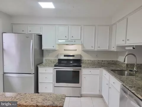 Kitchen - 8312 Brookvale Ct, Springfield, VA 22153 photo 1 of 6