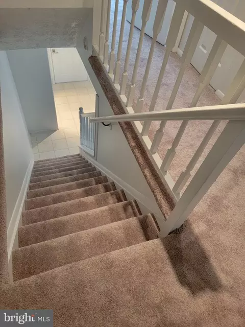 Entry Way - 8312 Brookvale Ct, Springfield, VA 22153 photo 6 of 9