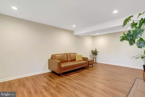 7836 Anson Ct, Springfield, VA 22152 photo 27