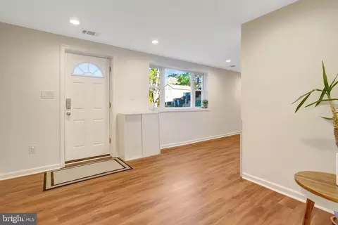 7836 Anson Ct, Springfield, VA 22152 photo 39