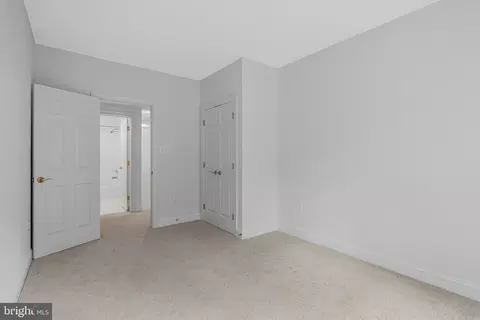 Bedroom - 1200 Chadsworth Ct, Mclean, VA 22102 photo 6 of 6