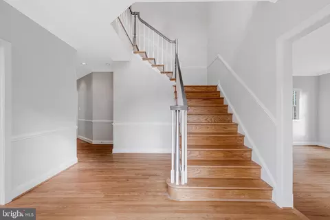 Entry Way - 1200 Chadsworth Ct, Mclean, VA 22102 photo 1 of 8