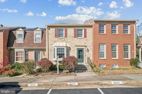 10212 Provincetown Ct, Fairfax, VA 22032