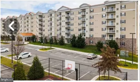 6301 Edsall Rd #102, Alexandria, VA 22312