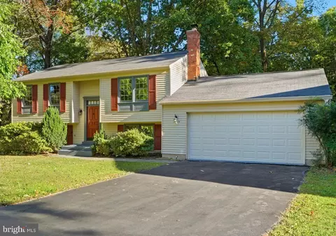 12803 Briery River Ter, Herndon, VA 20170