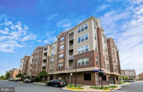 13723 Neil Armstrong Ave #503, Herndon, VA 20171