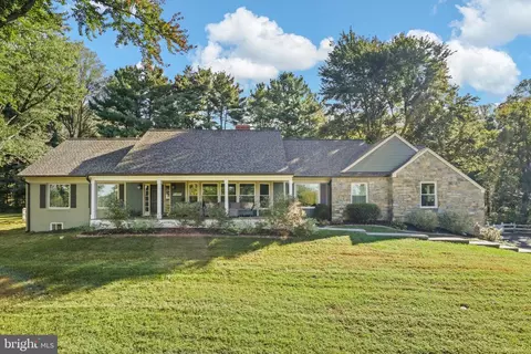 6811 White Rock Rd, Clifton, VA 20124