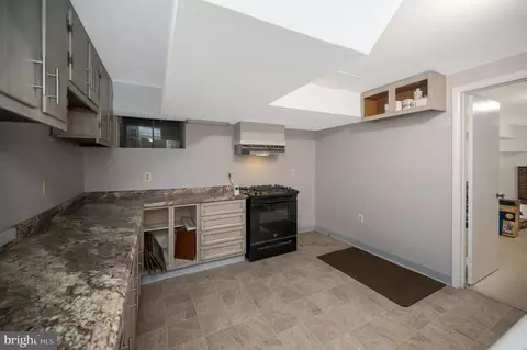 6507 Byron Ave, Springfield, VA 22150 photo 13