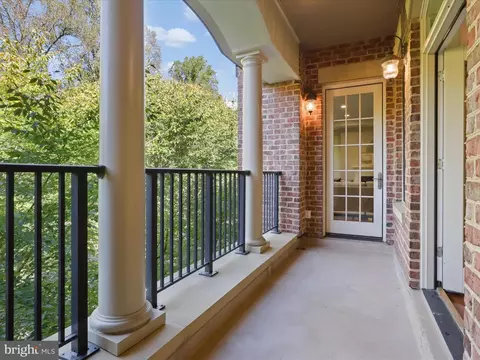 1781 Chain Bridge Rd #303, Mclean, VA 22102 photo 38