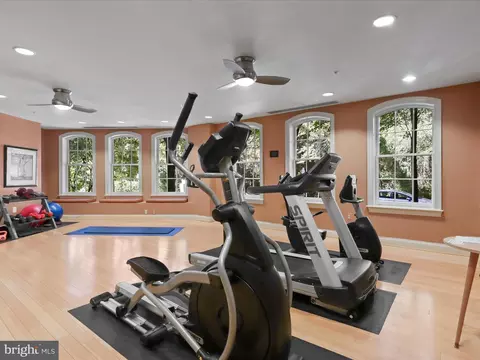 1781 Chain Bridge Rd #303, Mclean, VA 22102 photo 42