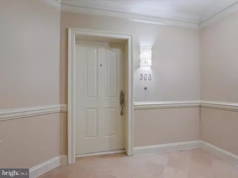 1781 Chain Bridge Rd #303, Mclean, VA 22102 photo 7