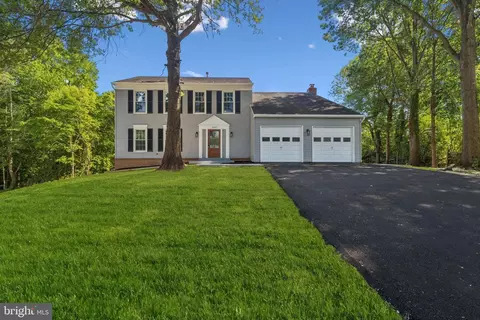 12977 Hampton Forest Ct, Fairfax, VA 22030