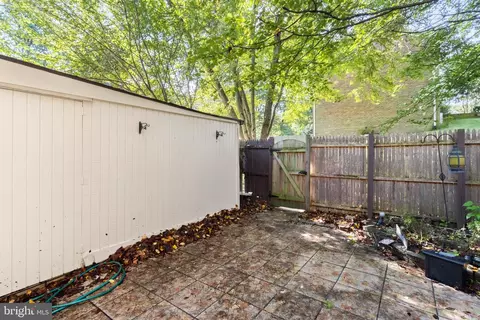 Exterior - 8519 Westover Ct #763, Springfield, VA 22152 photo 5 of 5