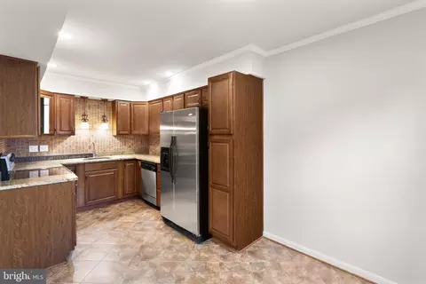 Kitchen - 8519 Westover Ct #763, Springfield, VA 22152 photo 6 of 8
