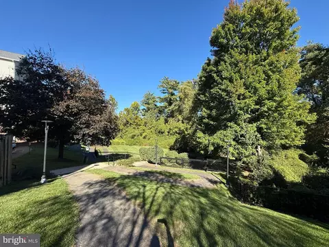 Exterior - 1580 Spring Gate Dr #4204, Mclean, VA 22102 photo 3 of 11