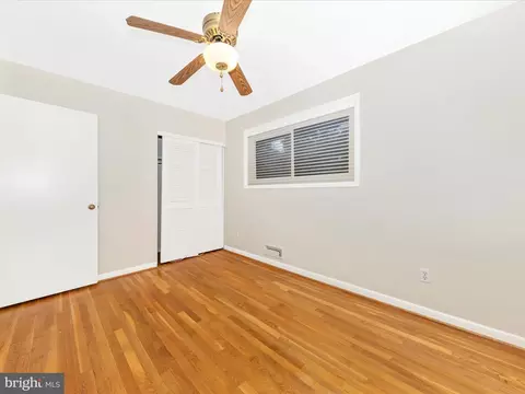 7203 Homestead Pl, Springfield, VA 22151 photo 23