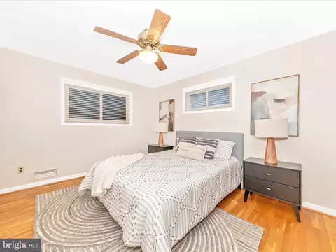7203 Homestead Pl, Springfield, VA 22151 photo 18