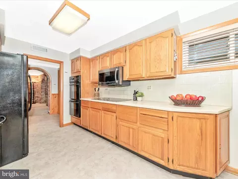 7203 Homestead Pl, Springfield, VA 22151 photo 14