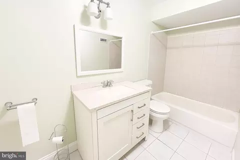Bath - 5909 D Prince James Dr #D, Springfield, VA 22152 photo 2 of 2