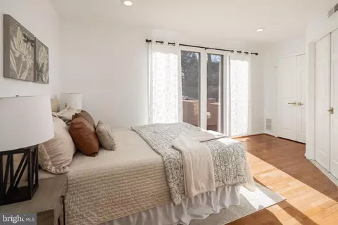 Bedroom - 1416 Lady Bird Dr, Mclean, VA 22101 photo 1 of 4