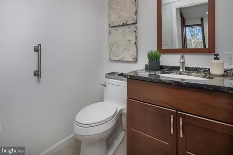 Bath - 1416 Lady Bird Dr, Mclean, VA 22101 photo 1 of 5