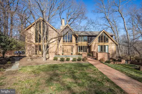 1416 Lady Bird Dr, Mclean, VA 22101