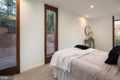 Bedroom - 1416 Lady Bird Dr, Mclean, VA 22101 photo 4 of 4