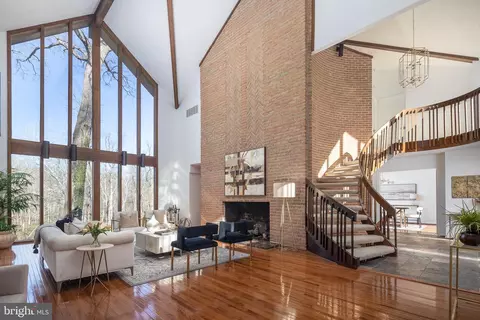 Living - 1416 Lady Bird Dr, Mclean, VA 22101 photo 3 of 9