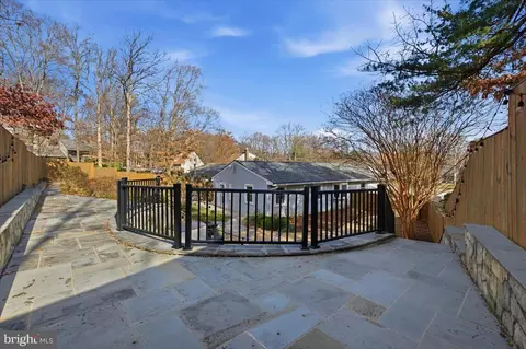 6906 Sprouse Ct, Springfield, VA 22153 photo 34