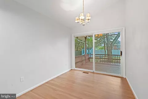 6024 Frontier Dr, Springfield, VA 22150 photo 12