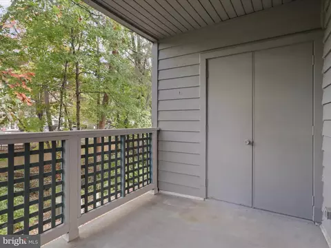 Exterior - 11709 Summerchase Cir #D, Reston, VA 20194 photo 2 of 7