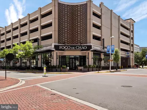 Exterior - 11709 Summerchase Cir #D, Reston, VA 20194 photo 6 of 7